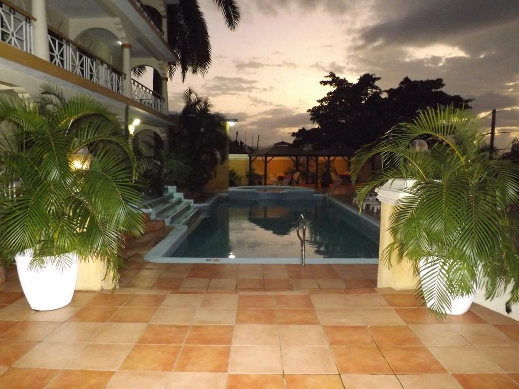 Grandiosa Hotel Montego Bay Exteriör bild