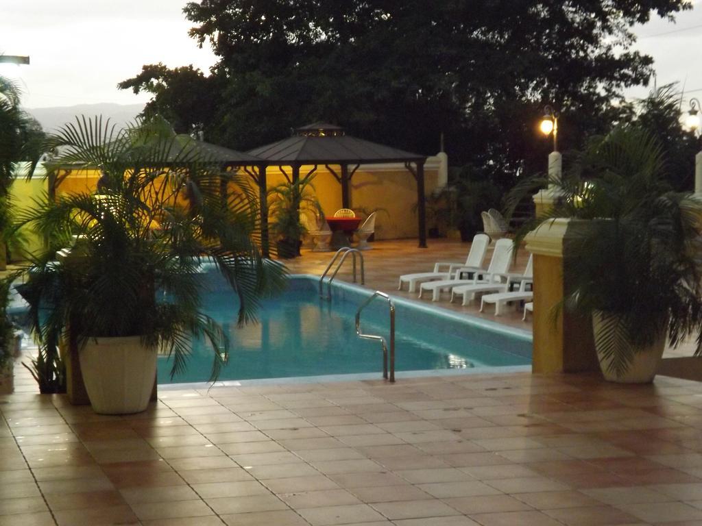 Grandiosa Hotel Montego Bay Exteriör bild