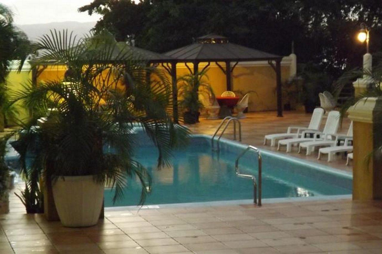 Grandiosa Hotel Montego Bay Exteriör bild